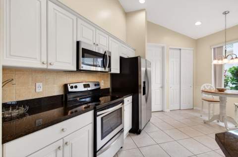 2752 Clipper Circle, West Palm Beach FL - photo 20 of 75