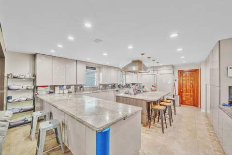 5844 Pinebrook Drive, Boca Raton FL - photo 8 of 96