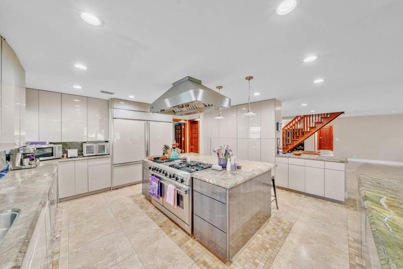 6 bedroom Single Family Residence at 5844 Pinebrook Drive, Brookfield Sec 1, Boca Raton — photo 5