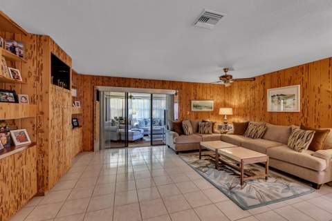 2260 Seagrape Circle, Coconut Creek FL - photo 10 of 21