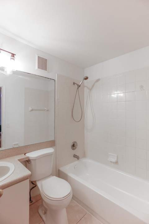4149 NW 67th Te #4149, Lauderhill FL - photo 8 of 15