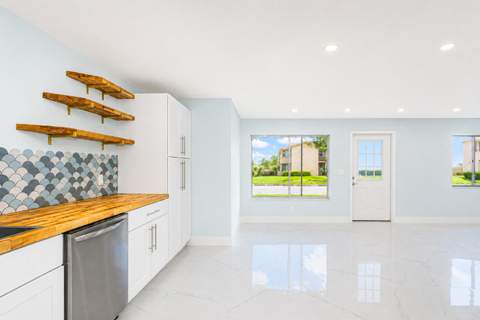 303 Knotty Pine Circle #A-1, Greenacres FL - photo 6 of 33