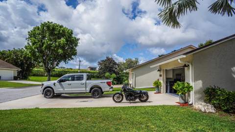 11894 Donlin Drive, Wellington FL - photo 6 of 62