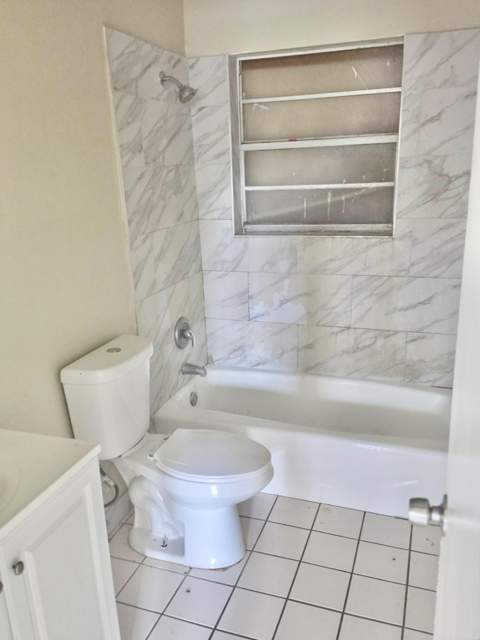 1216 Giller Avenue, Mangonia Park FL - photo 7 of 9
