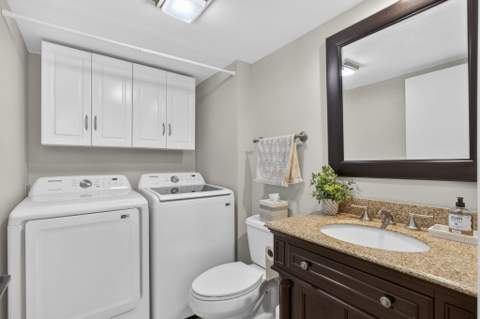 121 1st Terrace, Palm Beach Gardens FL - photo 22 of 65