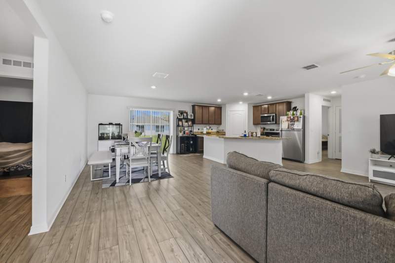 3 bedroom Single Family Residence at 641 SW Addie Street, Port St Lucie, Port St. Lucie — photo 4