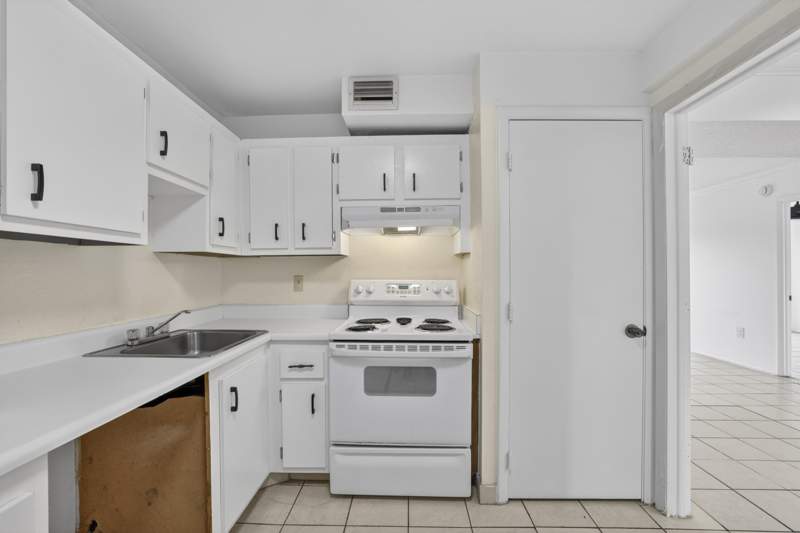 2 bedroom Condominium at 4174 Inverrary Drive #513, Manors Of Inverrary Xi, Lauderhill — photo 4