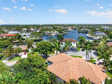 2844 NE 26th Avenue, Lighthouse Point FL - photo 9 of 80