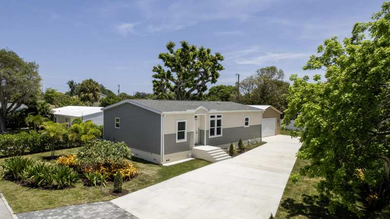 3 bedroom Single Family Residence at 1757 N 12th Ct Court, Crestridge Heights, Lake Worth Beach — photo 1