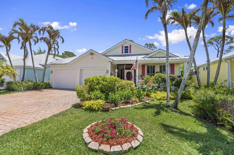 3 bedroom Single Family Residence at 512 NE Canoe Park Circle, River Place On The St Lucie No 6, Port St. Lucie — photo 2