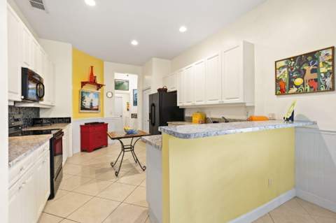 512 NE Canoe Park Circle, Port St. Lucie FL - photo 12 of 55