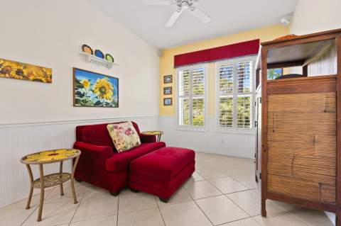 512 NE Canoe Park Circle, Port St. Lucie FL - photo 14 of 55