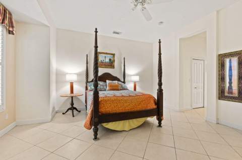 512 NE Canoe Park Circle, Port St. Lucie FL - photo 17 of 55