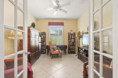 512 NE Canoe Park Circle, Port St. Lucie FL - photo 21 of 55