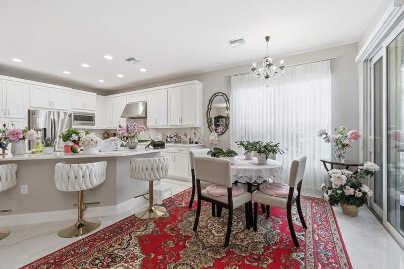 3 bedroom Single Family Residence at 11902 SW Coral Cove Parkway, Riverland Parcel C - Plat Ten Replat, Port St. Lucie — photo 4