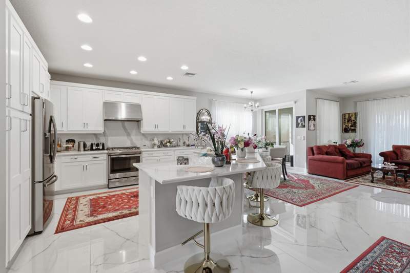 3 bedroom Single Family Residence at 11902 SW Coral Cove Parkway, Riverland Parcel C - Plat Ten Replat, Port St. Lucie — photo 3