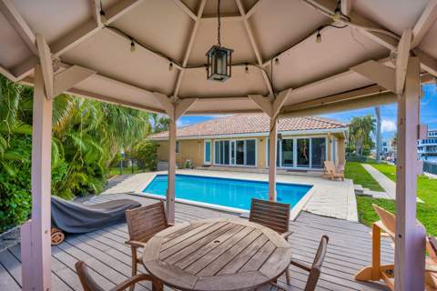 4204 Tranquility Drive, Highland Beach FL - photo 14 of 76