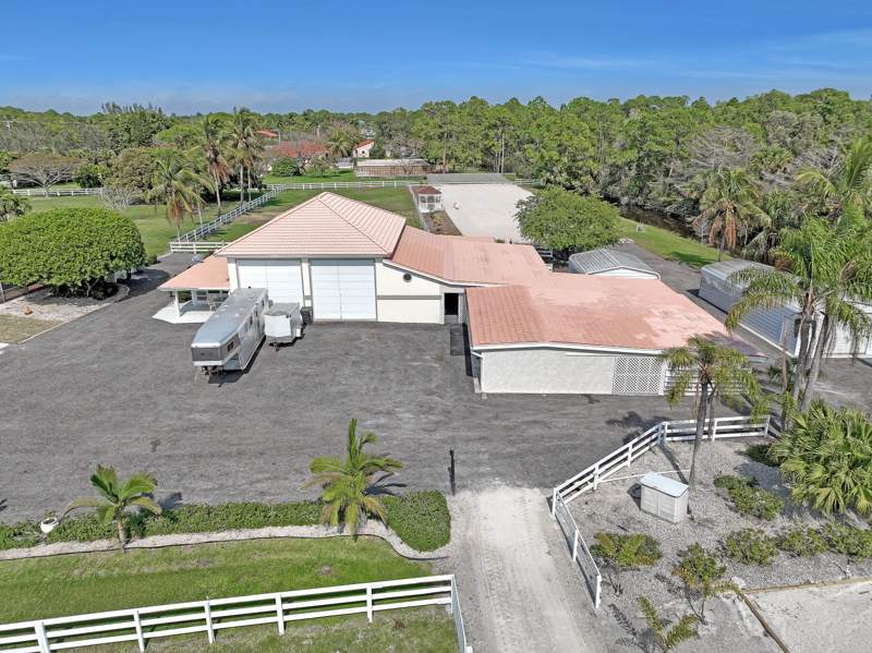 10 bedroom Single Family Residence at 3426 &3406 Hanover Circle, Deer Run 2, Loxahatchee — photo 2