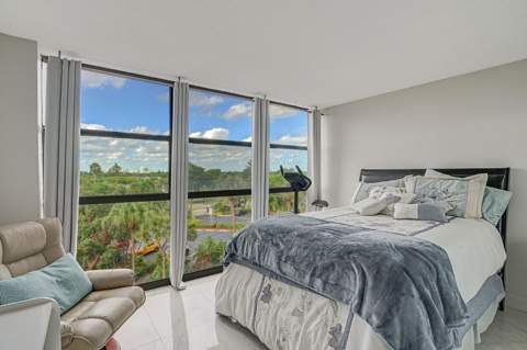 600 Parkview Drive #531, Hallandale Beach FL - photo 24 of 41