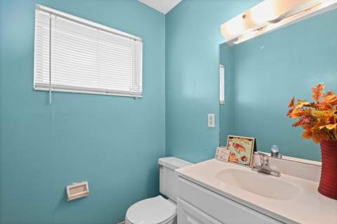 2885 W Ashley Dr Drive #B, West Palm Beach FL - photo 7 of 34