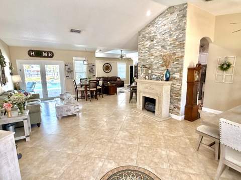 1786 SW Cordova Street, Port St. Lucie FL - photo 9 of 22