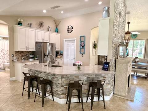 1786 SW Cordova Street, Port St. Lucie FL - photo 8 of 22