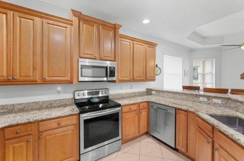 7327 Sea Pines Court, Port St. Lucie FL - photo 12 of 31