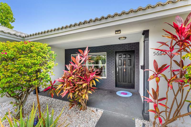 3 bedroom Single Family Residence at 5660 Nassau Drive, Caribbean Keys, Boca Raton — photo 4