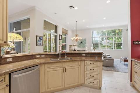 7527 Monticello Way, Boynton Beach FL - photo 21 of 76