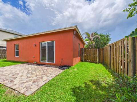 157 Blue Grotto Drive, Fort Pierce FL - photo 23 of 30