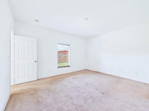 157 Blue Grotto Drive, Fort Pierce FL - photo 15 of 30