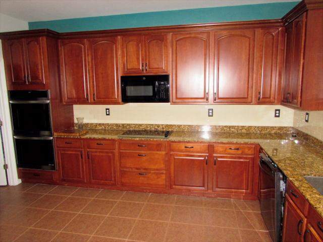 3 bedroom Single Family Residence at 5800 NW Allyse Drive, Port St Lucie Section 46 1st Replat, Port St. Lucie — photo 3