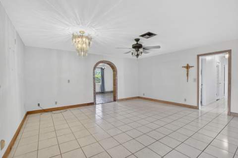 1370 SW 27th Place, Boynton Beach FL - photo 12 of 70