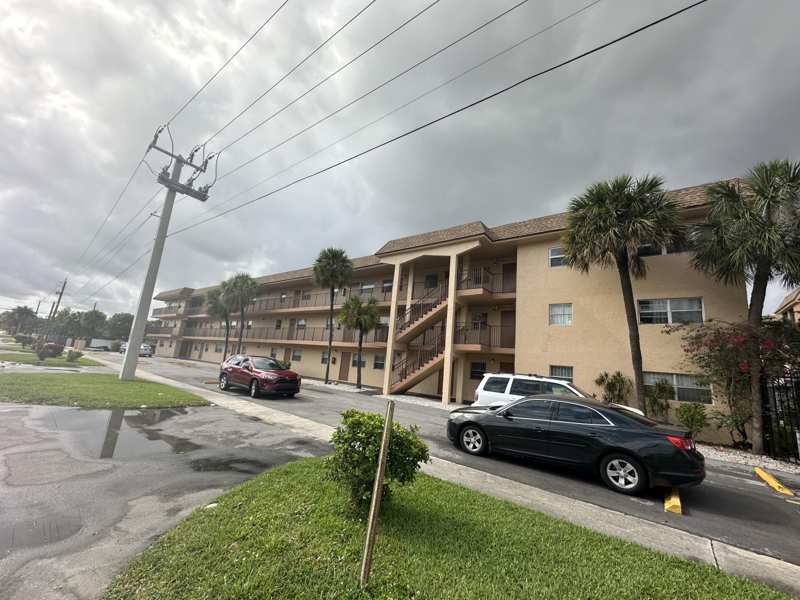 1 bedroom Condominium at 4191 NW 26th Street #371, Gardens At Lauderhill Condo, Lauderhill — photo 1