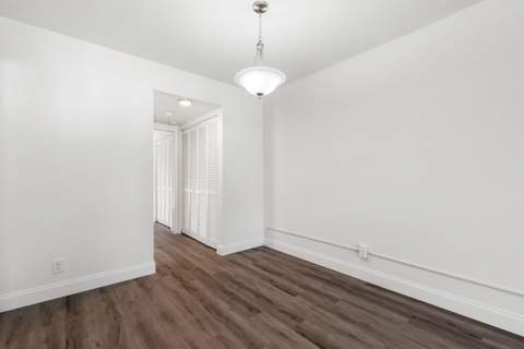 142 Ventnor Drive #I, Deerfield Beach FL - photo 8 of 23