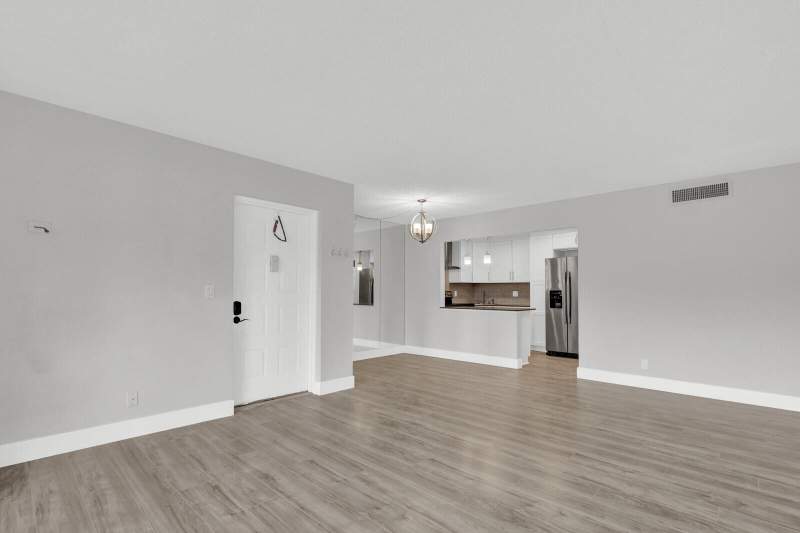 3 bedroom Condominium at 715 Sunny Pine Way #B1, Pine Ridge North Village III Condo, Greenacres — photo 4