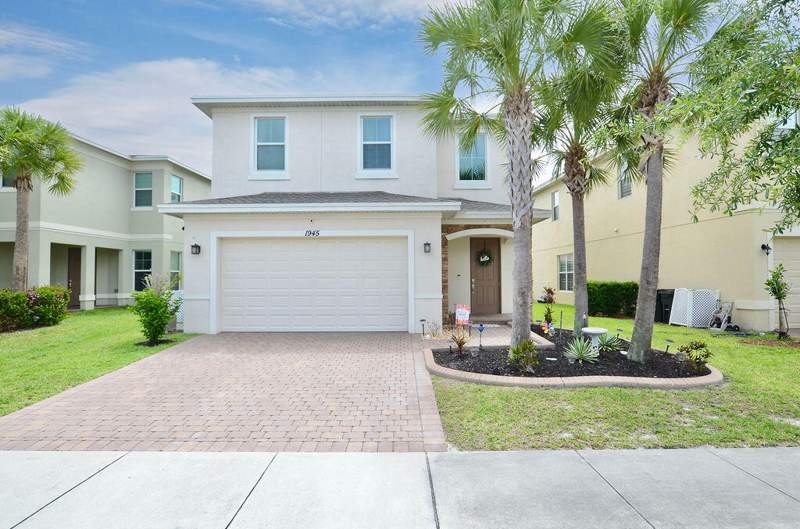 3 bedroom Single Family Residence at 1945 NW Cataluna Circle, Vizcaya Falls Plat 2, Port St. Lucie — photo 2