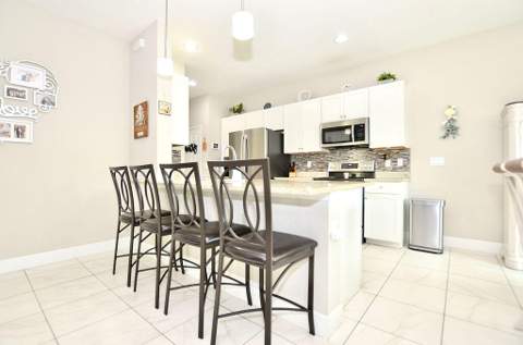 1945 NW Cataluna Circle, Port St. Lucie FL - photo 10 of 36