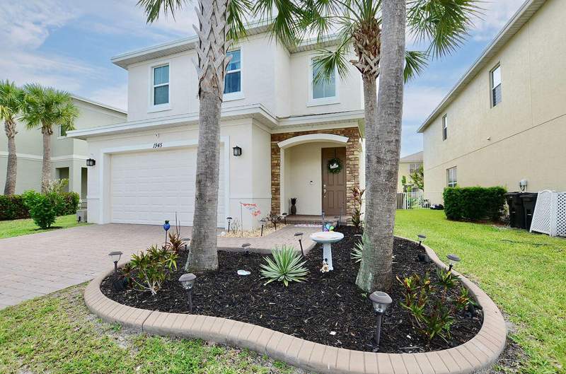 3 bedroom Single Family Residence at 1945 NW Cataluna Circle, Vizcaya Falls Plat 2, Port St. Lucie — photo 3