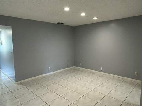 5270 Nesting Way #B, Delray Beach FL - photo 13 of 25