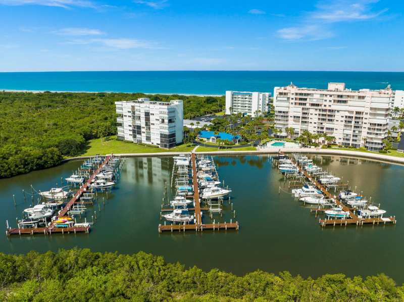2 bedroom Condominium at 5167 N Highway A1a Highway #806, Ocean Harbour Tower Condominium E, Fort Pierce — photo 1