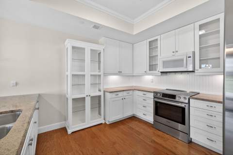 712 Bay Colony Drive, Juno Beach FL - photo 17 of 50