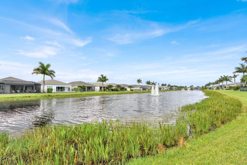 3 bedroom Single Family Residence at 9939 Great Barrier Trail, Valencia Sound, Boynton Beach — photo 5