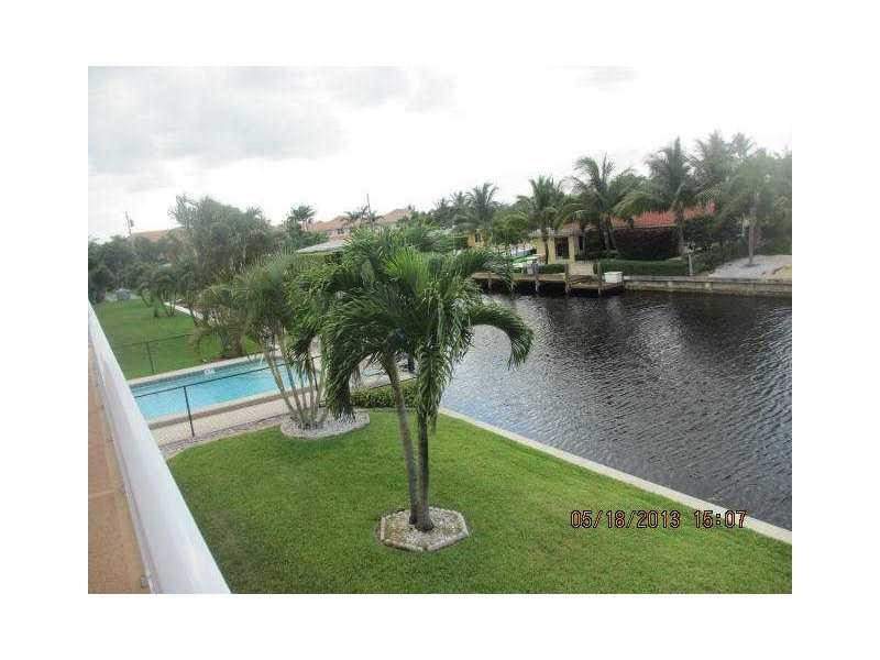1 bedroom Stock Cooperative at 301 E Mcnab Road #106, WATERVIEW LODGE CO-OP, Pompano Beach — photo 2