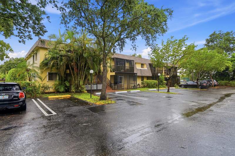 2 bedroom Condominium at 1145 S Flagler Avenue #501, Village Townhouse-Pompano Beach, Pompano Beach — photo 1