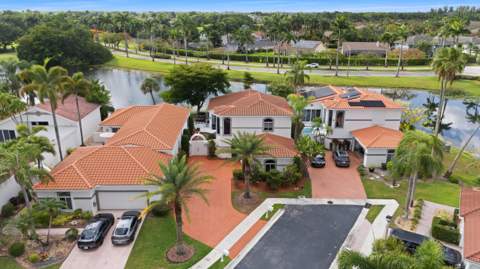 980 Bel Aire Drive West, Pembroke Pines FL - photo 7 of 73