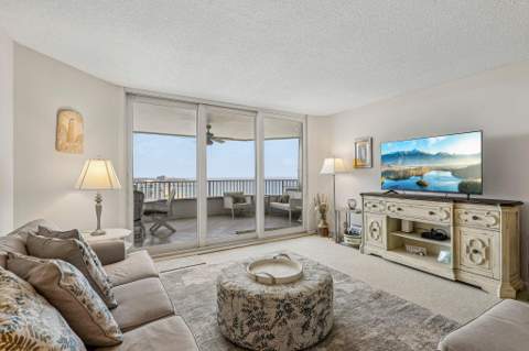 1340 S Ocean Boulevard #2303, Pompano Beach FL - photo 21 of 76