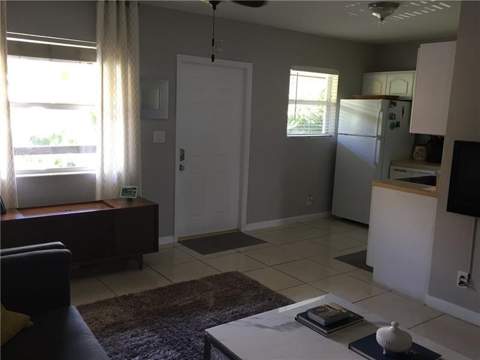 2741 NE 8th Avenue #14, Wilton Manors FL - photo 6 of 24