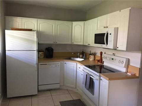 2741 NE 8th Avenue #14, Wilton Manors FL - photo 8 of 24
