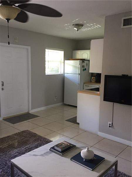 2741 NE 8th Avenue #14, Wilton Manors FL - photo 9 of 24